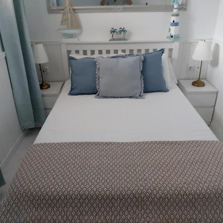 Canarian Blue Tropical Garden View & Pool Apartment